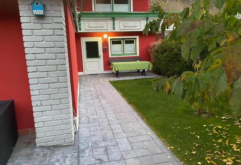 标准工作室, Molltaler Appartements En B&b