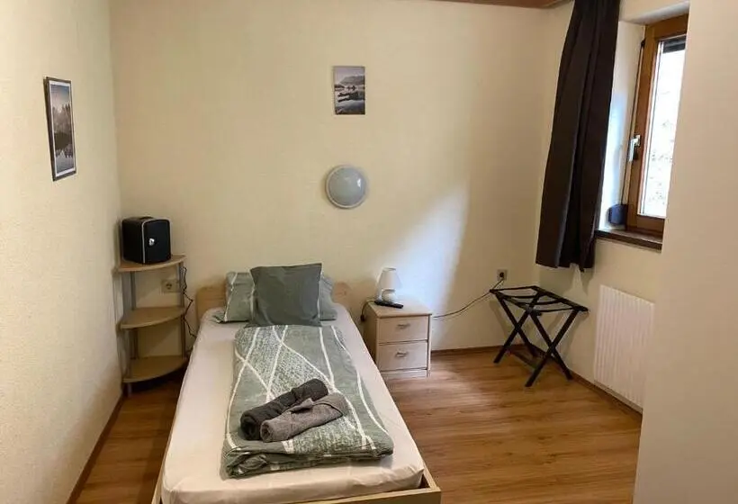 スタンダードシングルルーム, Molltaler Appartements En B&b