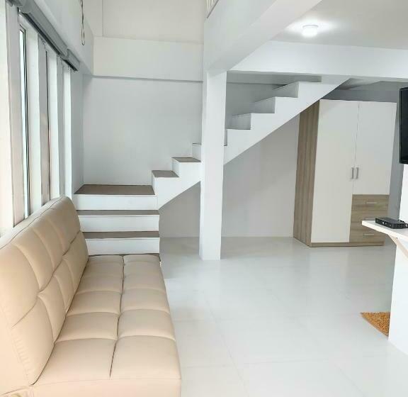 Casa 1 Quarto, Bannsukta