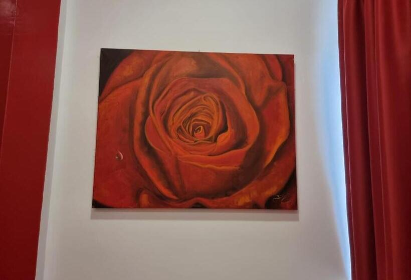 اتاق استاندارد سه نفره, Barbaja Suites In Street Toledo 205