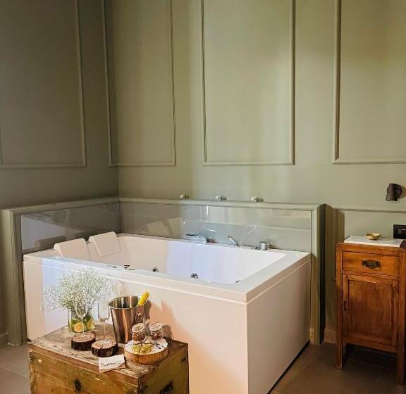 سوییت جونیور, Dimora Terranova Charming Rooms