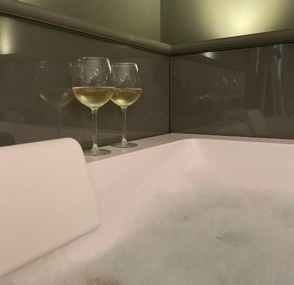 سوییت جونیور, Dimora Terranova Charming Rooms