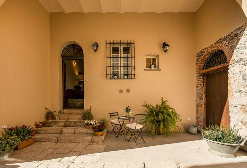 חדר סטנדרט, Palazzo Cherchi