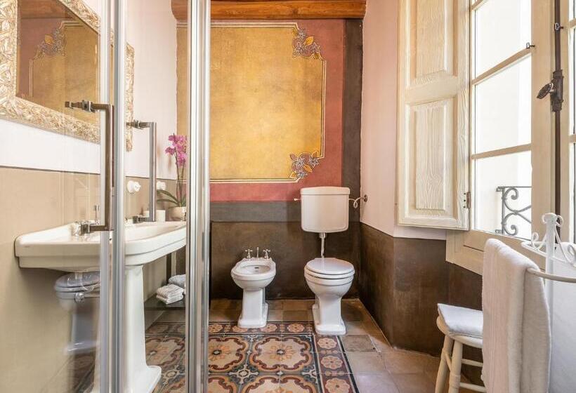 חדר דלוקס, Palazzo Cherchi