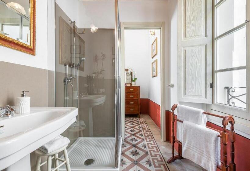 Номер Deluxe Вид на Горы, Palazzo Cherchi