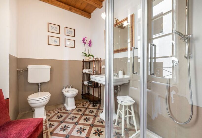 חדר סטנדרט, Palazzo Cherchi