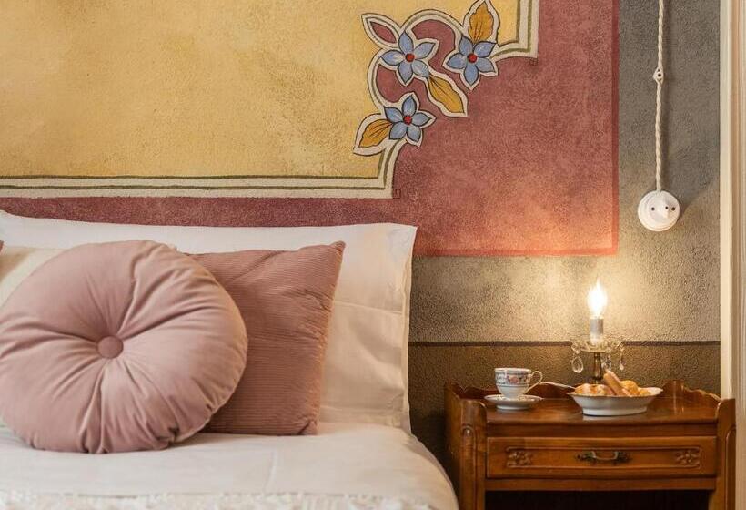 חדר דלוקס, Palazzo Cherchi