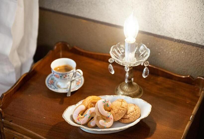 חדר דלוקס, Palazzo Cherchi