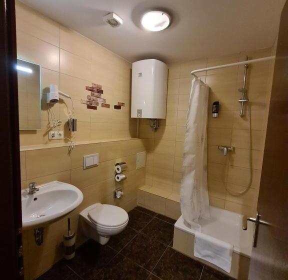 اتاق استاندارد سه نفره, City Comfort Hotel Hamburg Hauptbahnhof