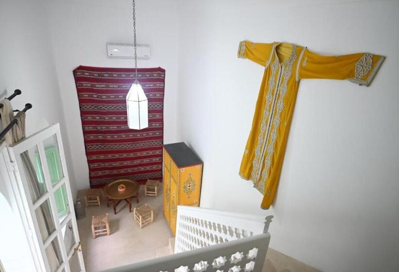 سوییت جونیور لوکس, Riad Dar Rabiaa