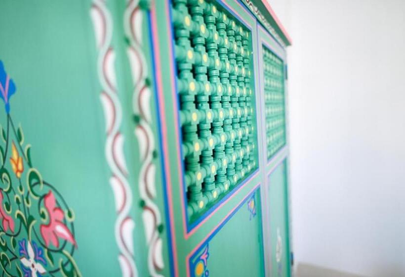 اتاق لوکس, Riad Dar Rabiaa