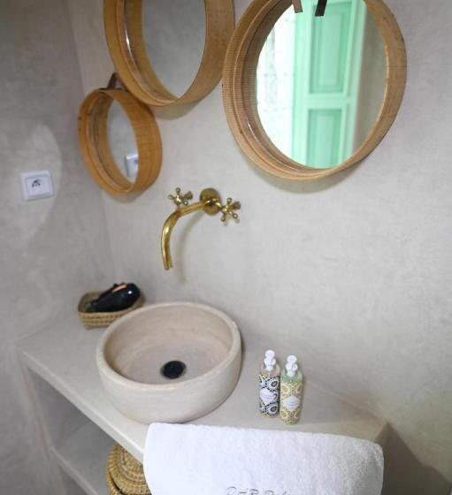 سوییت سوپریور, Riad Dar Rabiaa