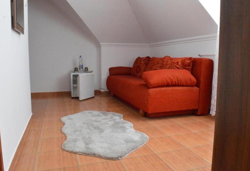 סוויטה משפחתית, Aqua Oazis Apartman