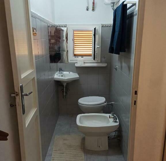 Családi Szoba, Bianco 900