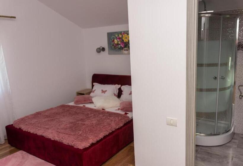 Номер Стандарт, Casa Lya