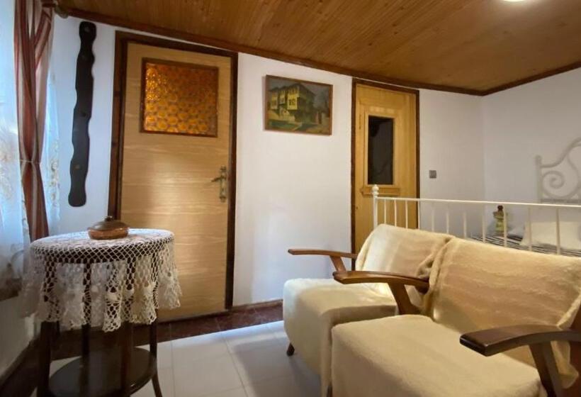 Номер Стандарт, старата баkалия The Old Grocery, Guest Rooms