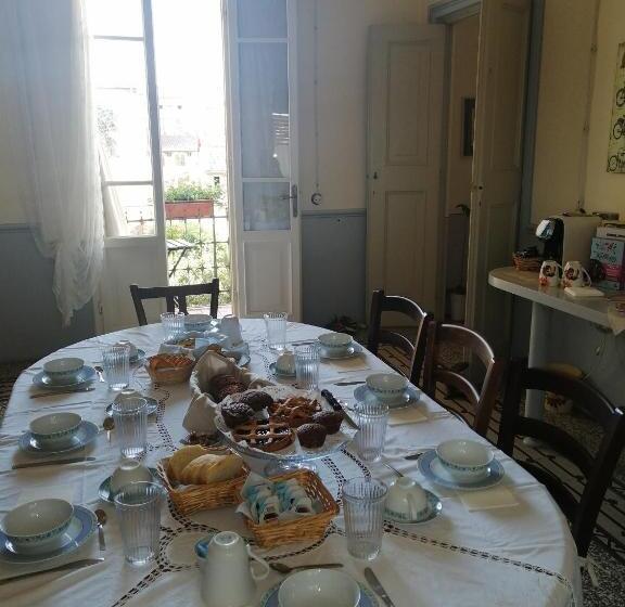 اتاق استاندارد با تخت بزرگ, Bed And Breakfast Evelina
