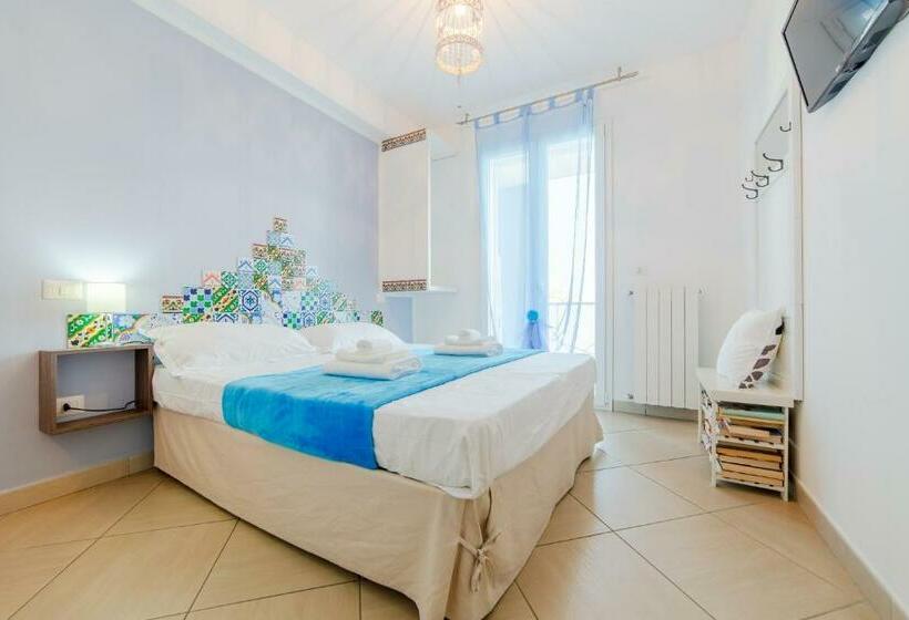 اتاق استاندارد با بالکن, Sterlizia Rooms