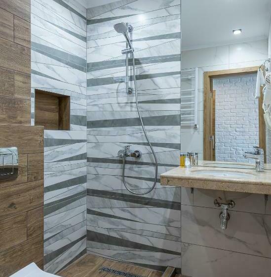 バルコニー付きスタンダードルーム, хотел камъните