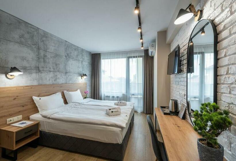 バルコニー付きスタンダードルーム, хотел камъните