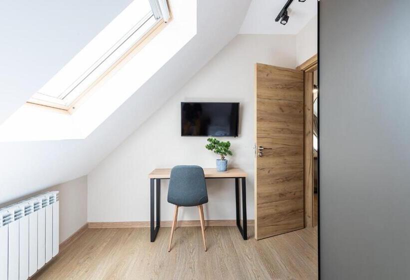 海の見える１ベッドルームアパートメント, хотел камъните