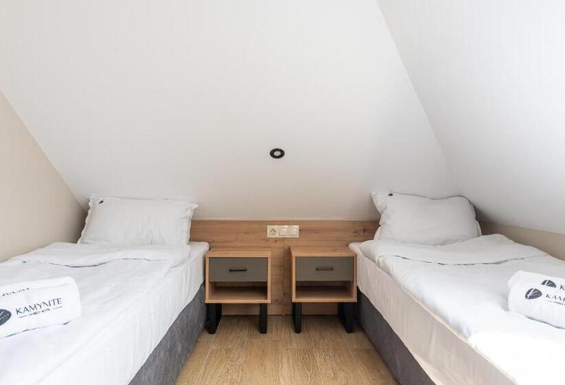 海の見える１ベッドルームアパートメント, хотел камъните