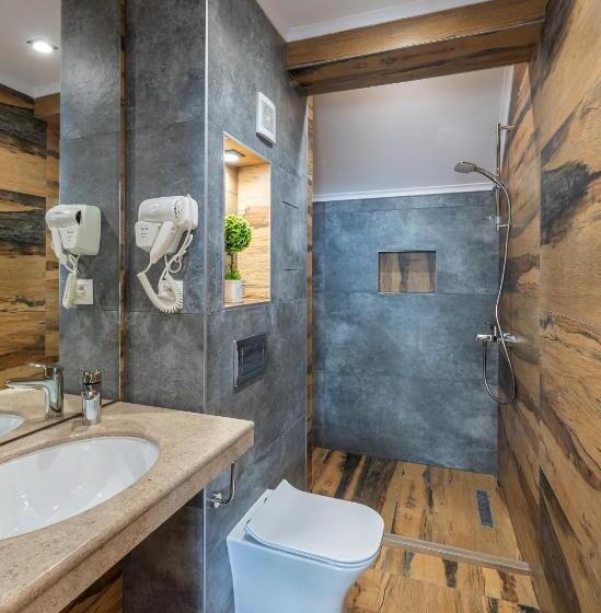 オーシャンビューデラックスルームバルコニー付き, хотел камъните