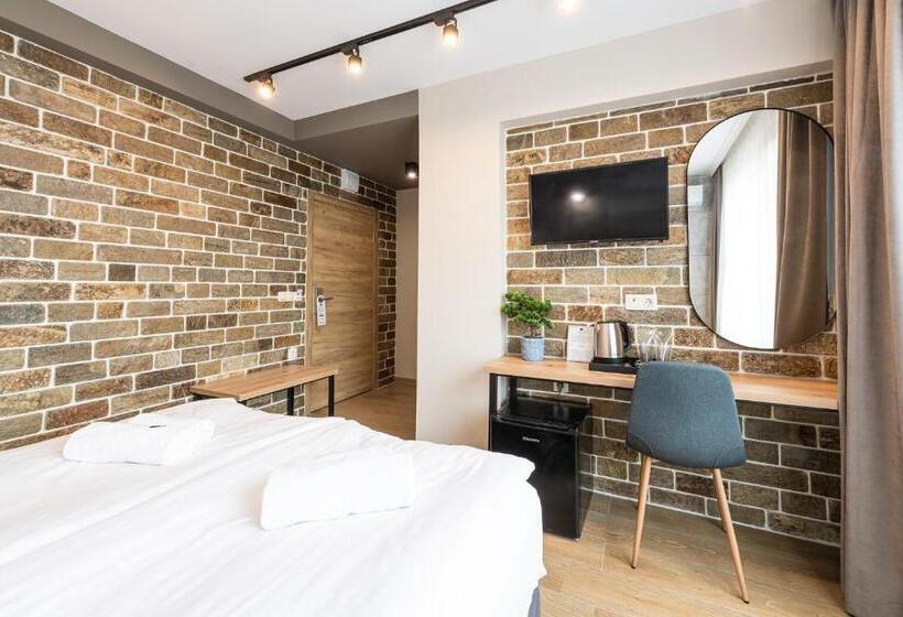 オーシャンビューデラックスルームバルコニー付き, хотел камъните