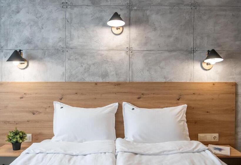 オーシャンビューデラックスルームバルコニー付き, хотел камъните