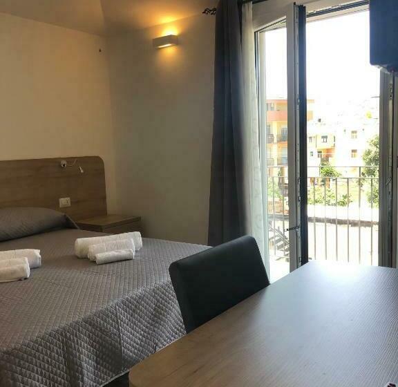 חדר סטנדרט עם מרפסת, Affittacamere Su Caboni