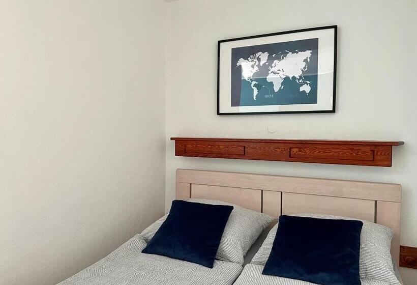 四人标准间, Penzion U Přehrady