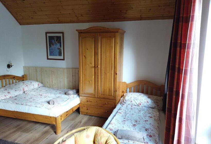 침실 1개 발코니 아파트, Vicze Apartmanház