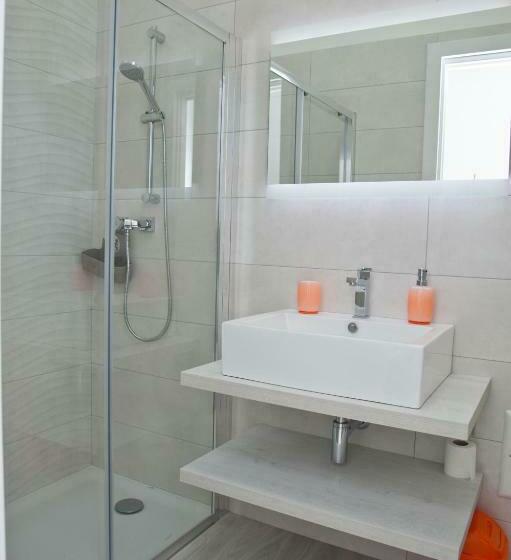 Deluxe Rum, B&b Suddenna