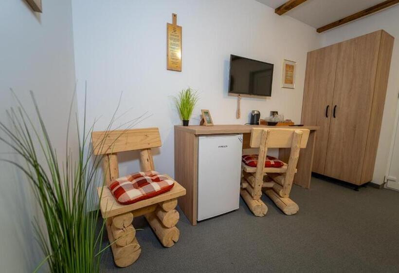 带大床的标准间, șura Lu  Pătru