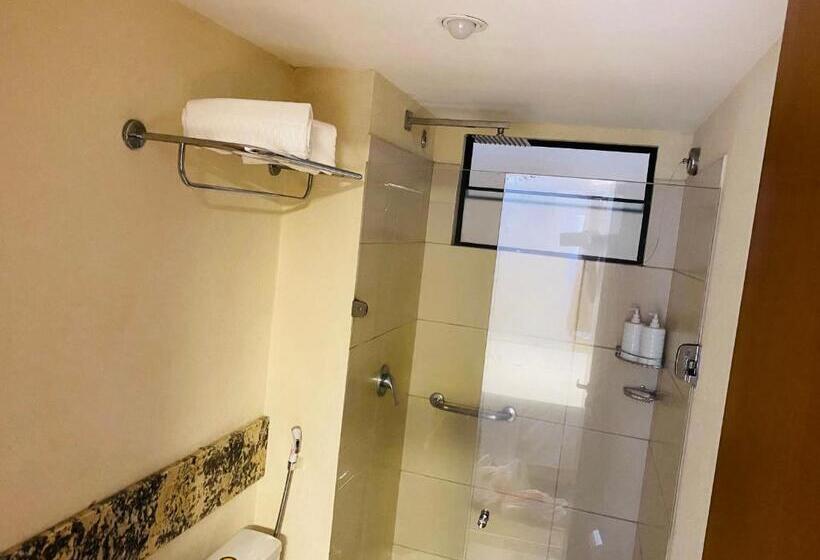 غرفة سوبيريور ثلاثية مطلّة علي البحر, Suítes Natal Plaza 4 Estrelas   Vista Mar   Ponta Negra