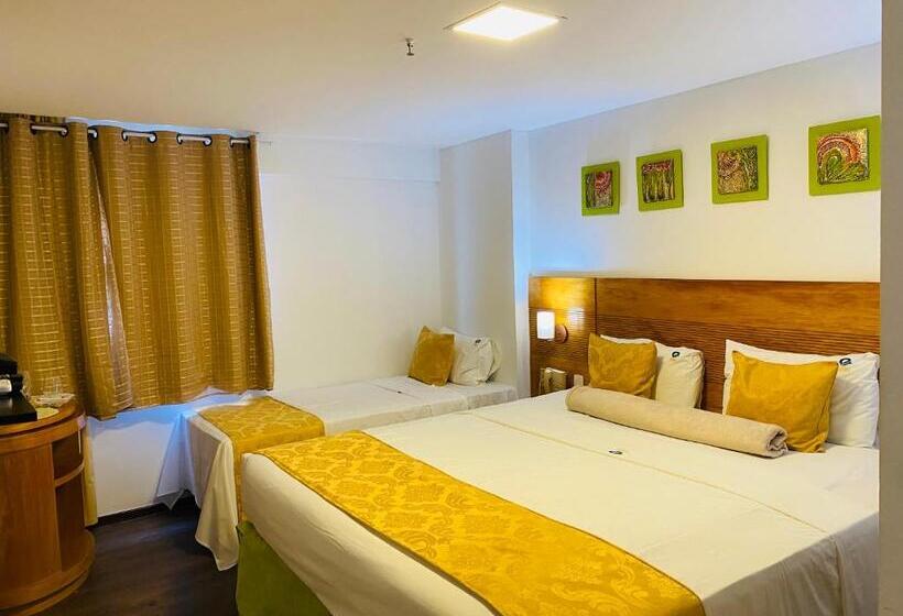 غرفة سوبيريور ثلاثية مطلّة علي البحر, Suítes Natal Plaza 4 Estrelas   Vista Mar   Ponta Negra