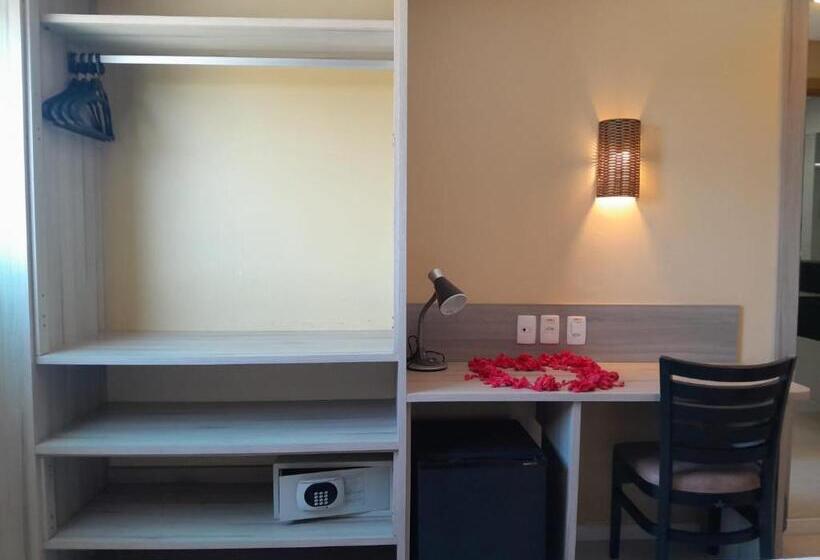 חדר סטנדרט, Anaí