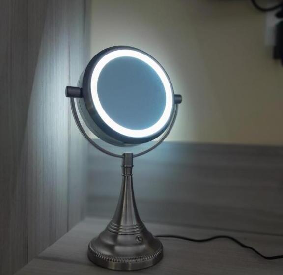 סוויטת סופריור, Anaí