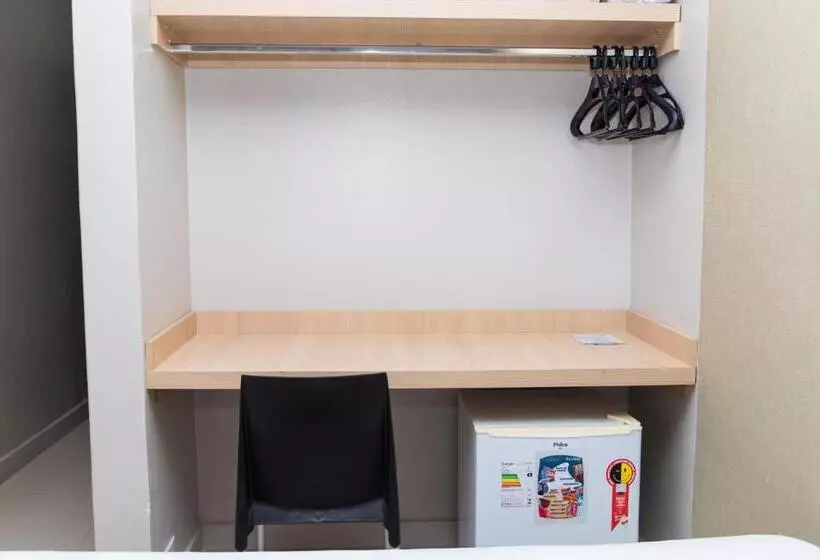 スタンダードトリプルルーム, Astória