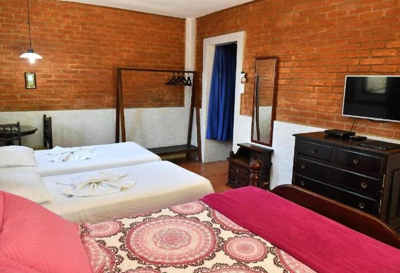 4인용 스탠다드 룸, Bougainville