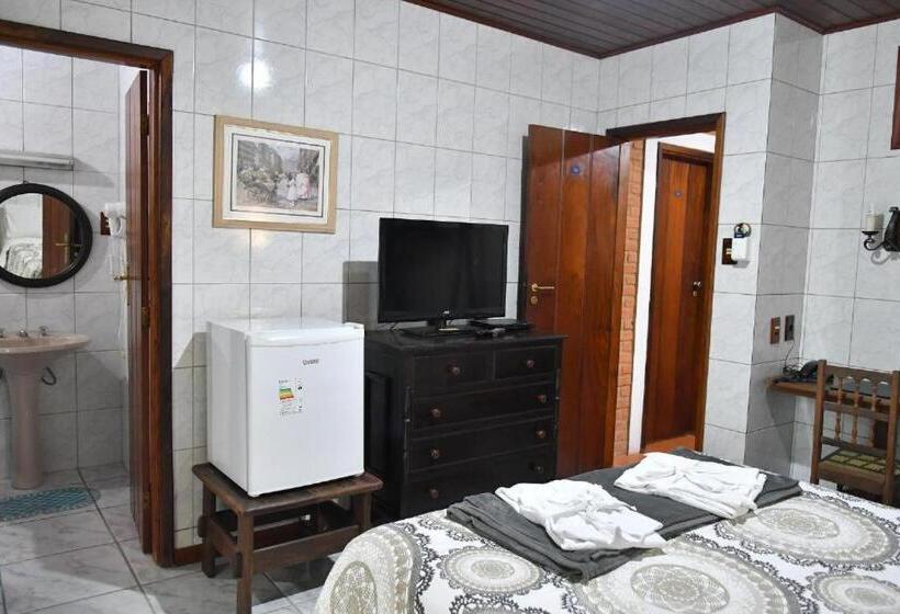 주니어 스위트, Bougainville