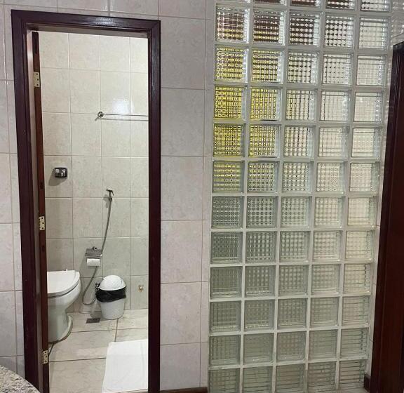 스위트, Bougainville