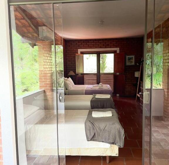 4인용 수피리어 룸, Bougainville