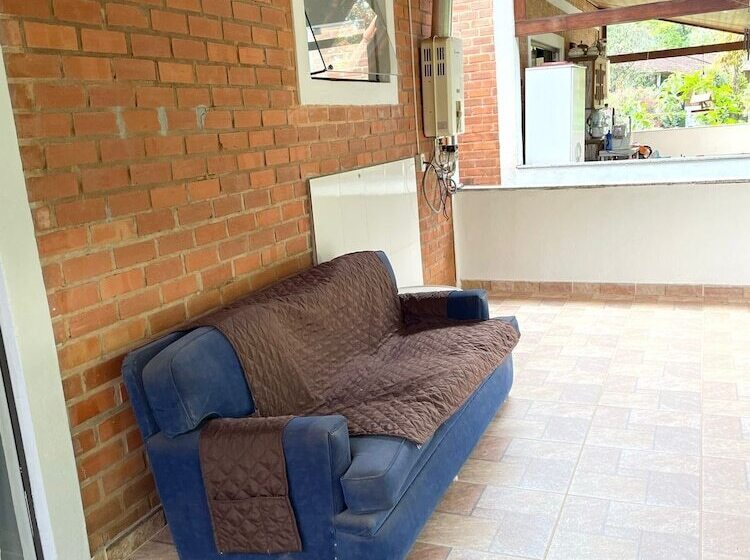 샬레, Bougainville