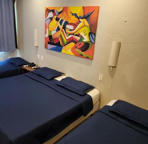 غرفة قياسية رباعية, Encontro Do Sol