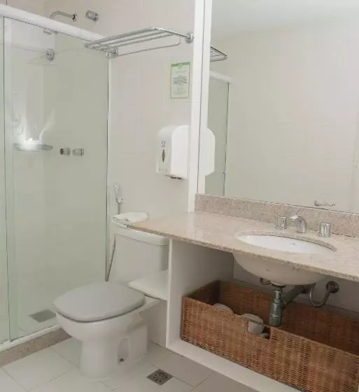 اتاق کلاس بیزنس, Mandai Apart