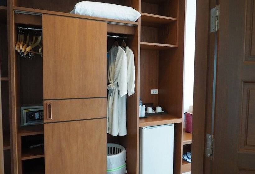 디럭스 룸 바다 전망, The View Rawada Phuket