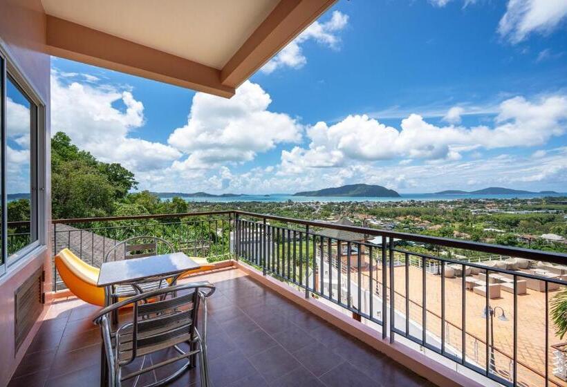 스위트 킹사이즈 침대, The View Rawada Phuket