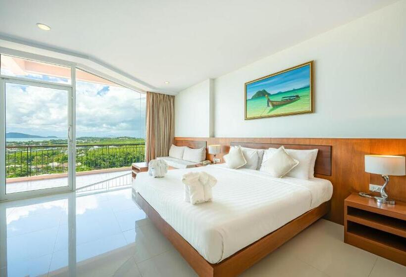 스위트 킹사이즈 침대, The View Rawada Phuket