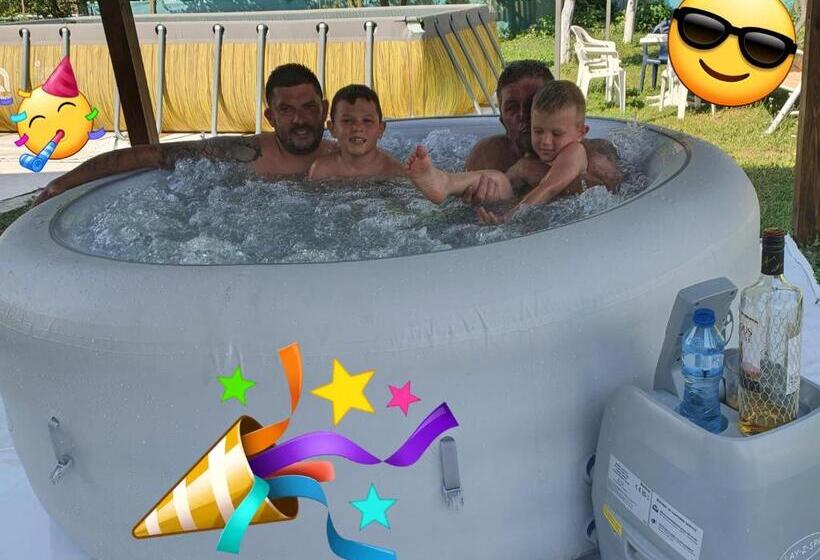 Дом 1 Спальня, стаи за гости тони